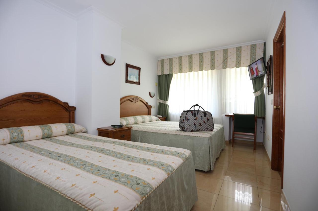 Hotel El Tilo Panes Habitación foto
